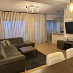 Location d’un appartement lumineux de 2 pièces, 76 m², quartier Bucureștii Noi, Bucarest, Roumanie